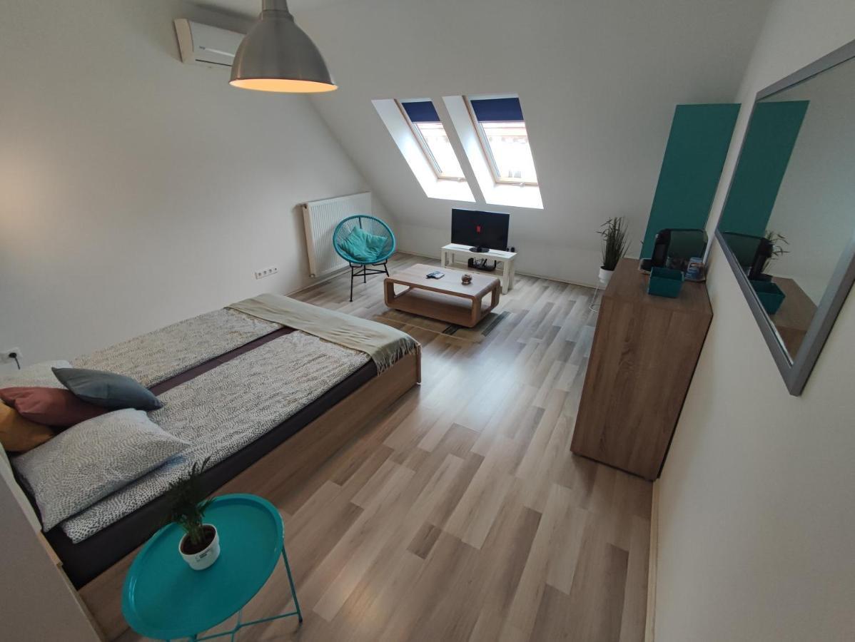 Ryb Lofts Budapeste Exterior foto